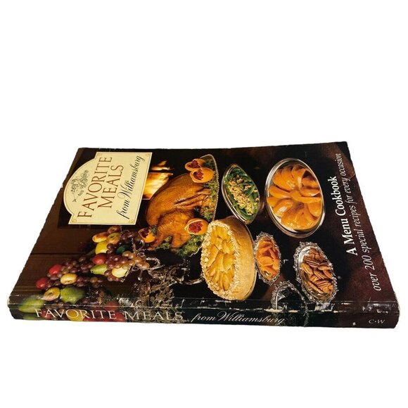 Favorite meals from Williamsburg Cookbook Vintage Book Softcover Recipes - Picture 11 of 16